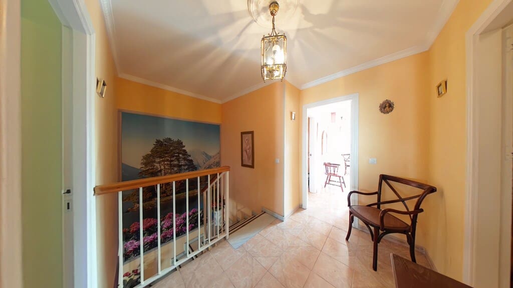 3 sovrum Hus till salu i Nerja med garage - 499 000 € (Ref: 10017179)