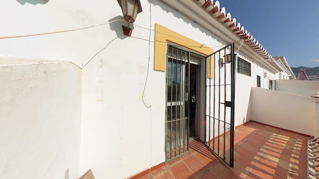 3 sovrum Hus till salu i Nerja med garage - 499 000 € (Ref: 10017179)