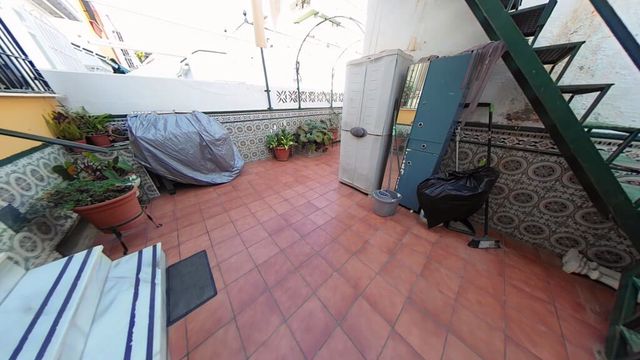 3 makuuhuone Omakotitalo myytävänä paikassa Nerja mukana 
autotalli - 499 000 € (Ref: 10017179)