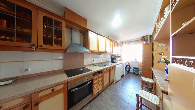 3 makuuhuone Omakotitalo myytävänä paikassa Nerja mukana 
autotalli - 499 000 € (Ref: 10017179)