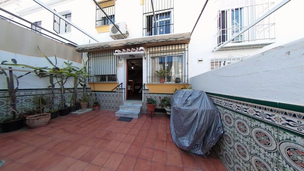 3 sovrum Hus till salu i Nerja med garage - 499 000 € (Ref: 10017179)