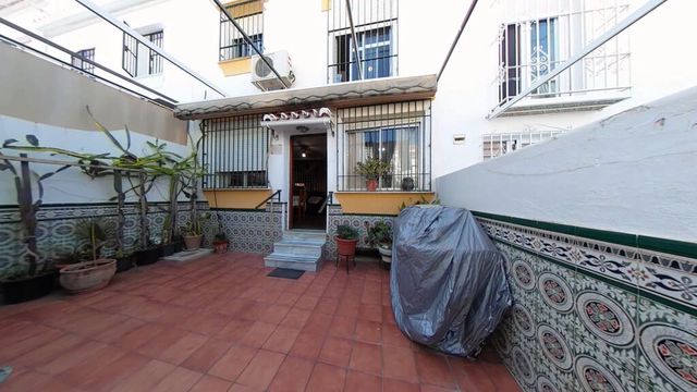 3 makuuhuone Omakotitalo myytävänä paikassa Nerja mukana 
autotalli - 499 000 € (Ref: 10017179)