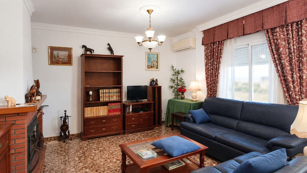 2 slaapkamer Villa te koop in Torrox-Costa met garage - € 475.000 (Ref: 10109027)