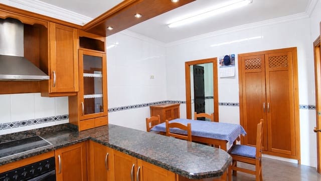 2 slaapkamer Villa te koop in Torrox-Costa, Torrox met garage - € 475.000 (Ref: 10109027)