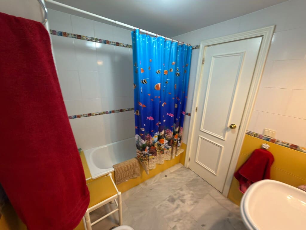 4 slaapkamer Appartement te koop in Fuengirola met zwembad garage - € 425.000 (Ref: 10141796)