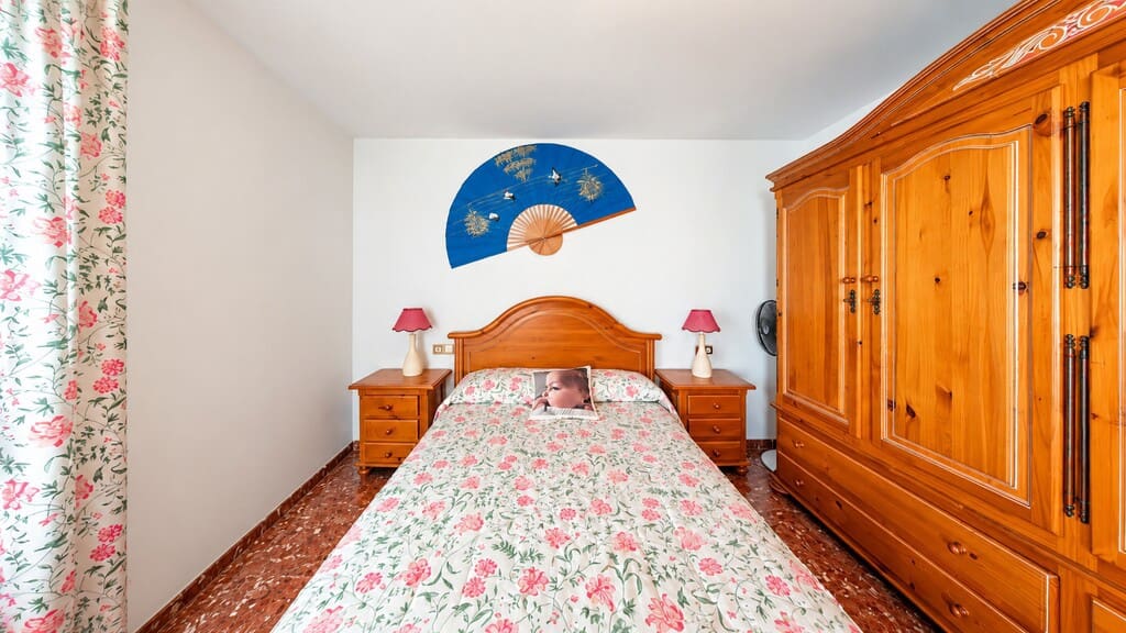 4 sypialnia Dom na sprzedaż w Caleta de Velez z basenem garażem - 399 000 € (Ref: 10162192)