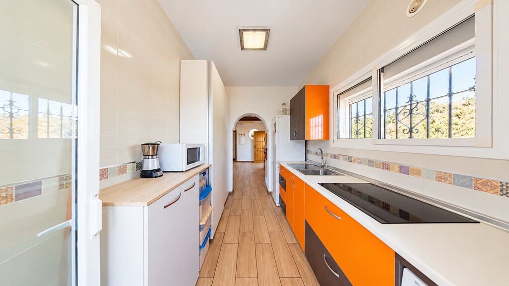 3 bedroom Finca/Country House for sale in Arenas with pool - € 428,000 (Ref: 10162193)