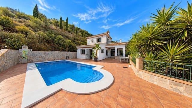 3 bedroom Finca/Country House for sale in Arenas with pool - € 428,000 (Ref: 10162193)