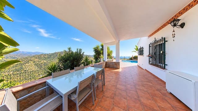 3 bedroom Finca/Country House for sale in Arenas with pool - € 428,000 (Ref: 10162193)