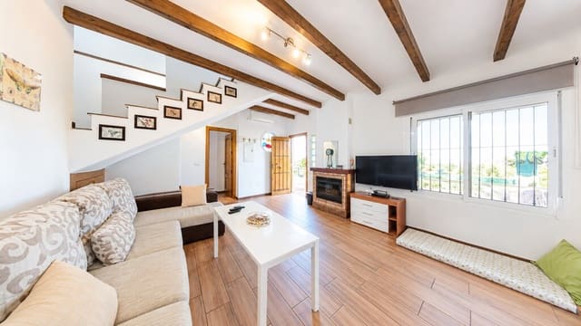3 bedroom Finca/Country House for sale in Arenas with pool - € 428,000 (Ref: 10162193)