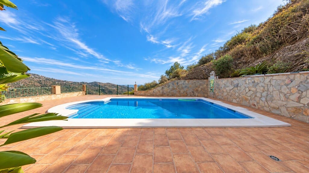 3 bedroom Finca/Country House for sale in Arenas with pool - € 428,000 (Ref: 10162193)