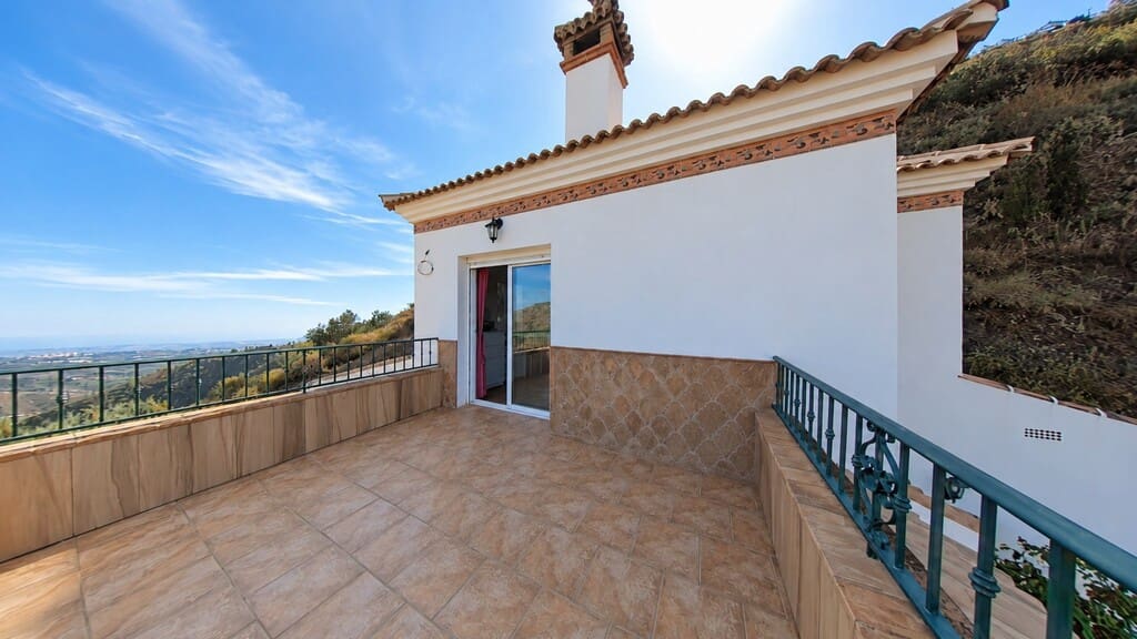 3 bedroom Finca/Country House for sale in Arenas with pool - € 428,000 (Ref: 10162193)