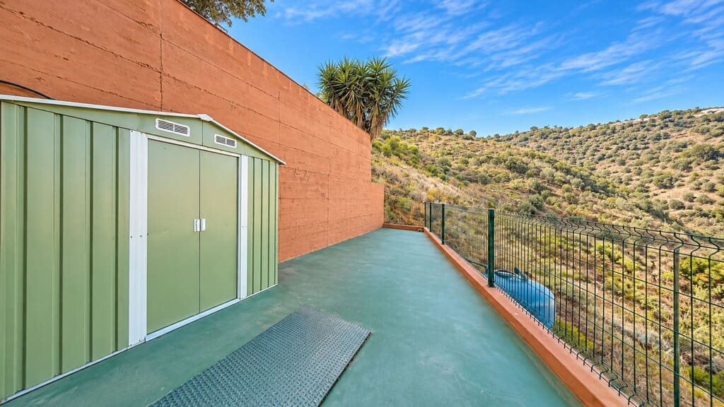 3 bedroom Finca/Country House for sale in Arenas with pool - € 428,000 (Ref: 10162193)