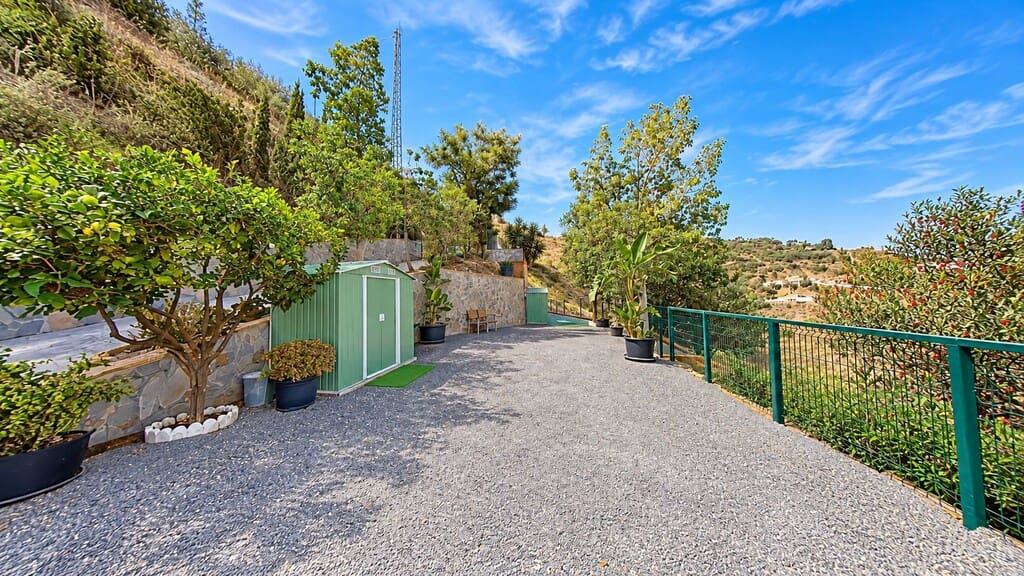 3 bedroom Finca/Country House for sale in Arenas with pool - € 428,000 (Ref: 10162193)