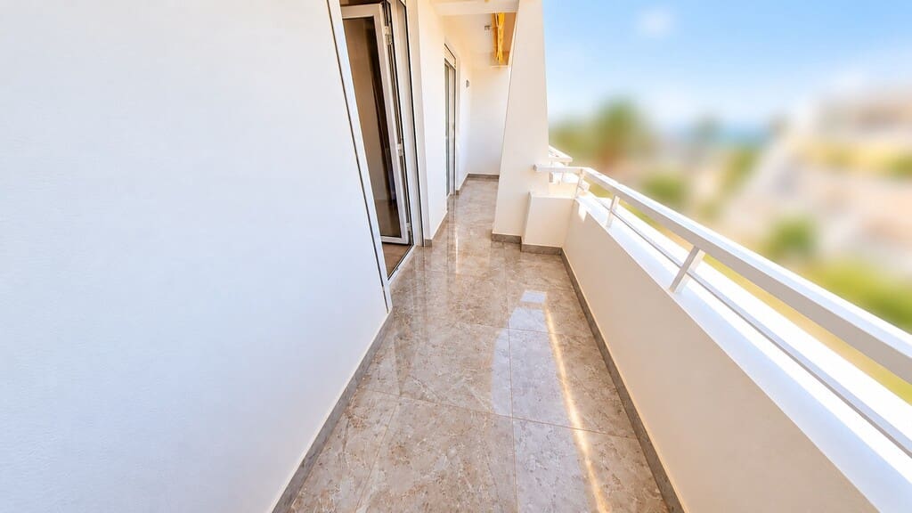 2 soveværelse Lejlighed til salg i Caleta de Velez med swimmingpool garage - € 350.000 (Ref: 10173387)