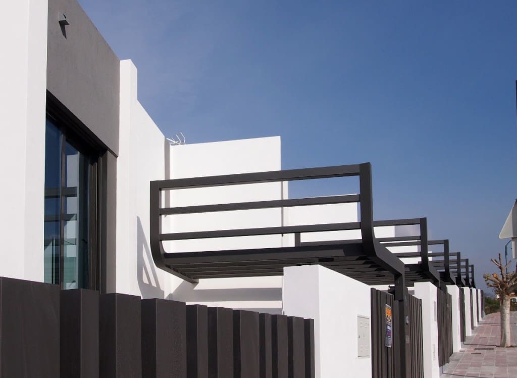 3 soveværelse Byhus til salg i Caleta de Velez med garage - € 549.900 (Ref: 3121969)