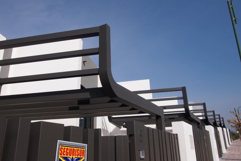 3 soveværelse Byhus til salg i Caleta de Velez med garage - € 549.900 (Ref: 3121969)