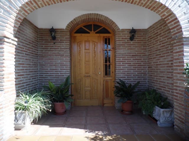 7 sovrum Villa till salu i Viñuela med pool garage - 650 000 € (Ref: 3122217)