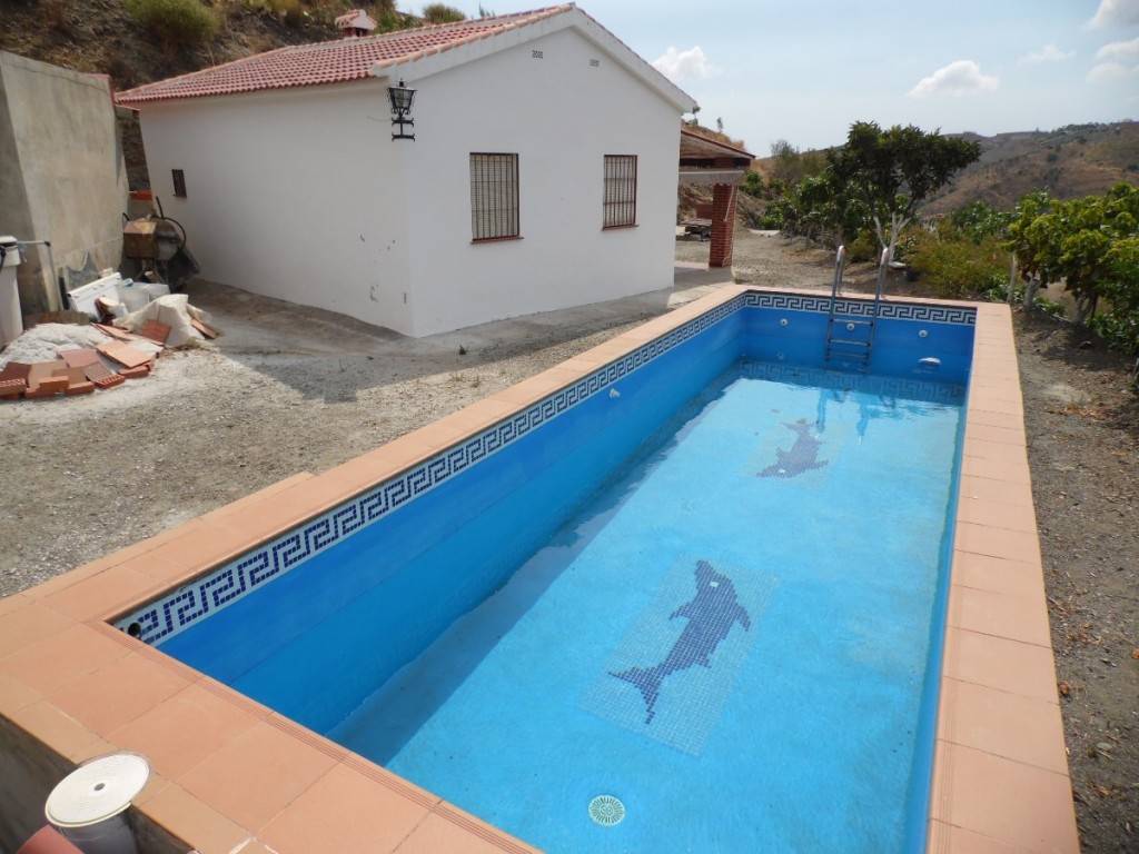 3 slaapkamer Finca/Landhuis te koop in Almachar met zwembad garage - € 262.000 (Ref: 3122308)