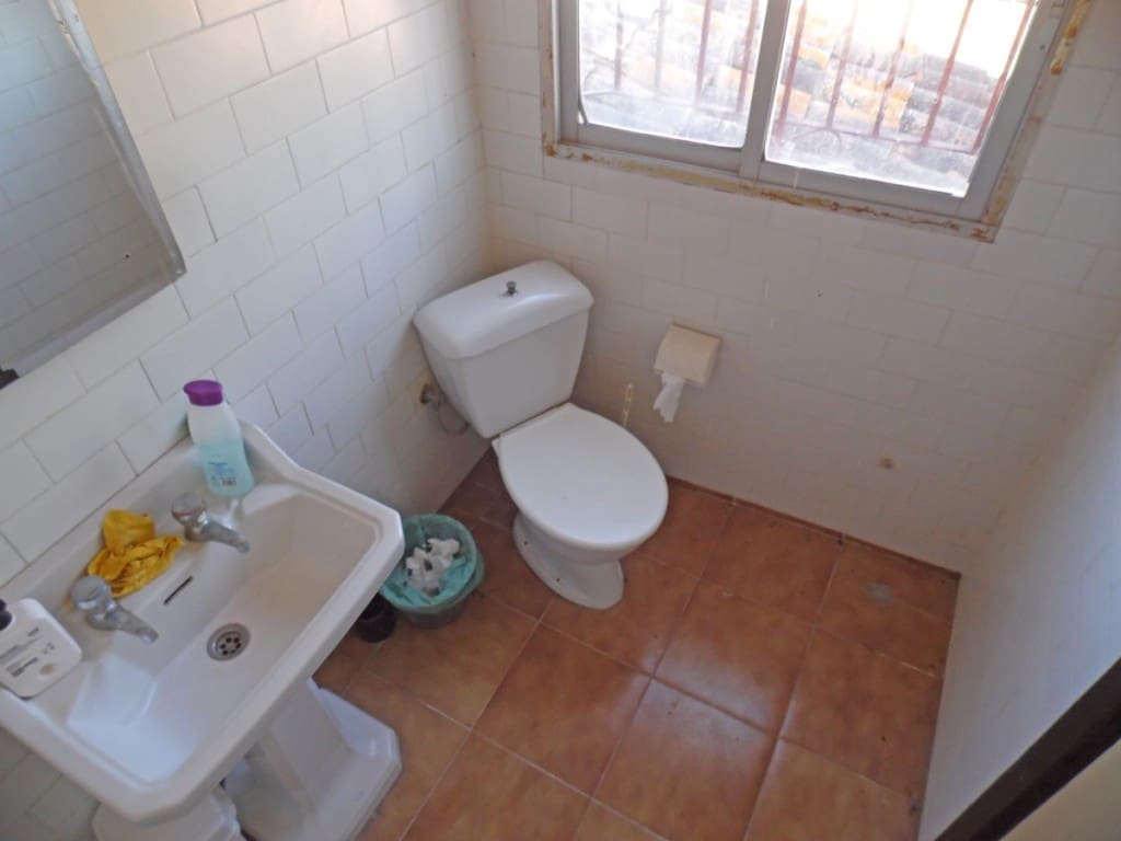 4 soveværelse Finca/Landehus til salg i Chilches med garage - € 315.000 (Ref: 3122420)