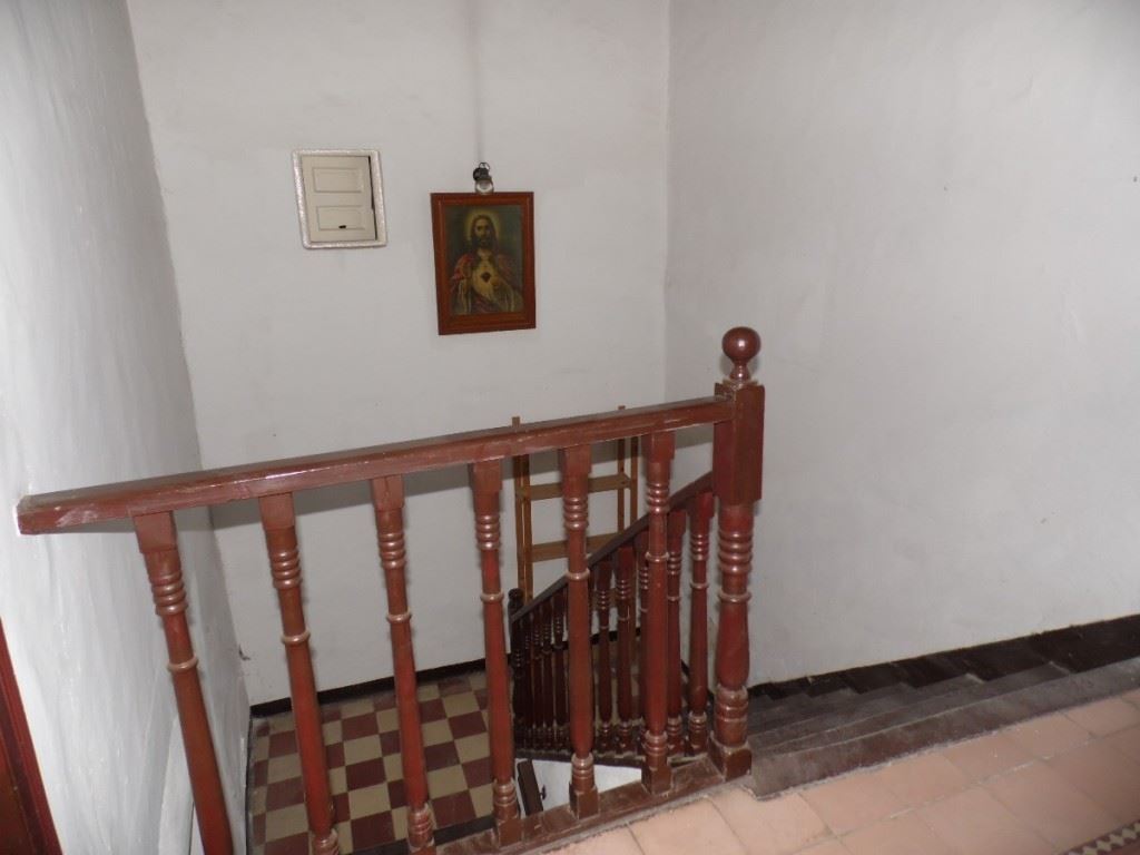 5 soverom Hus til salgs i Velez-Malaga med garasje - € 320 000 (Ref: 3430944)