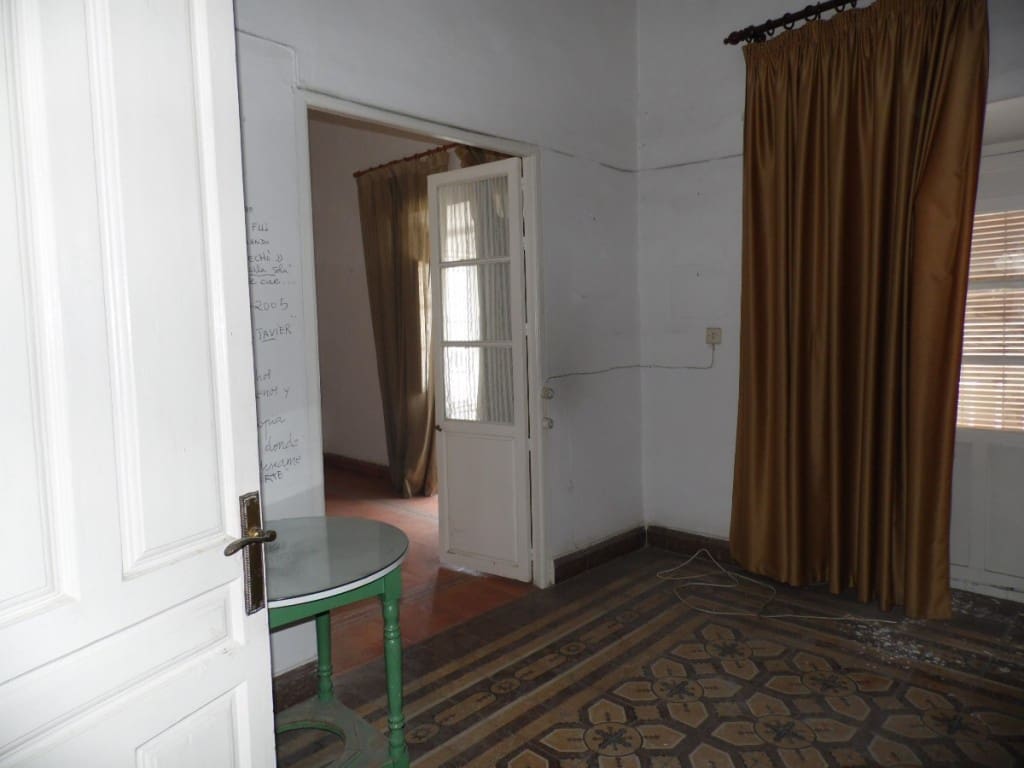 5 soverom Hus til salgs i Velez-Malaga med garasje - € 320 000 (Ref: 3430944)