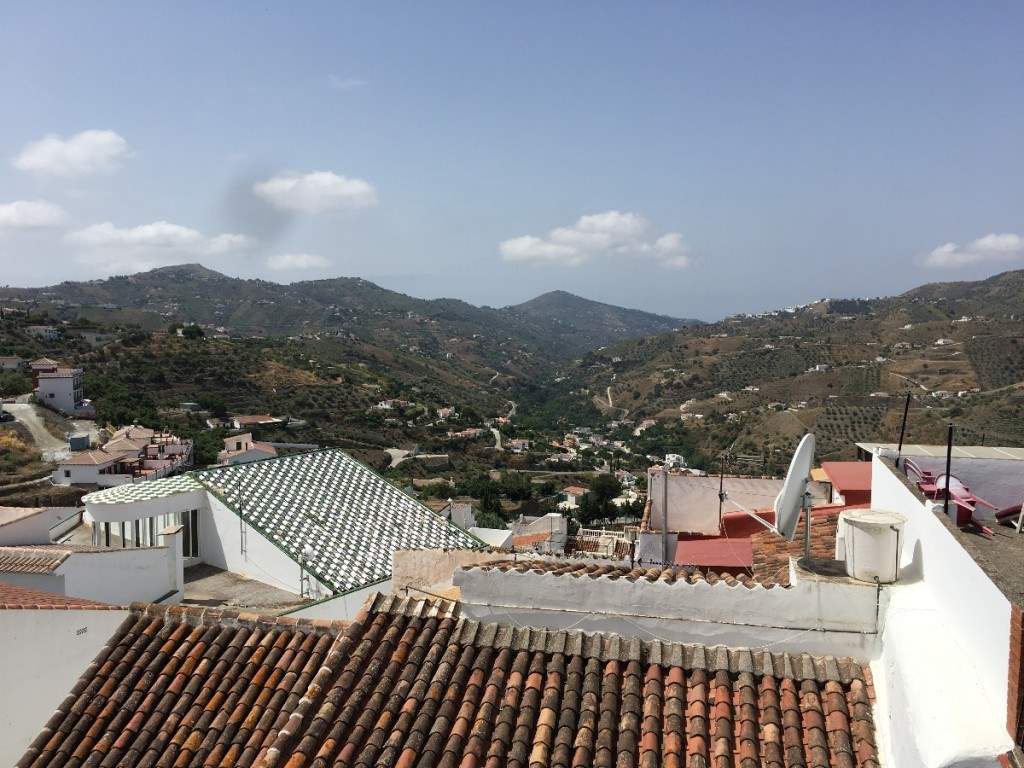 7 soveværelse Byhus til salg i Canillas de Albaida - € 145.000 (Ref: 3505621)