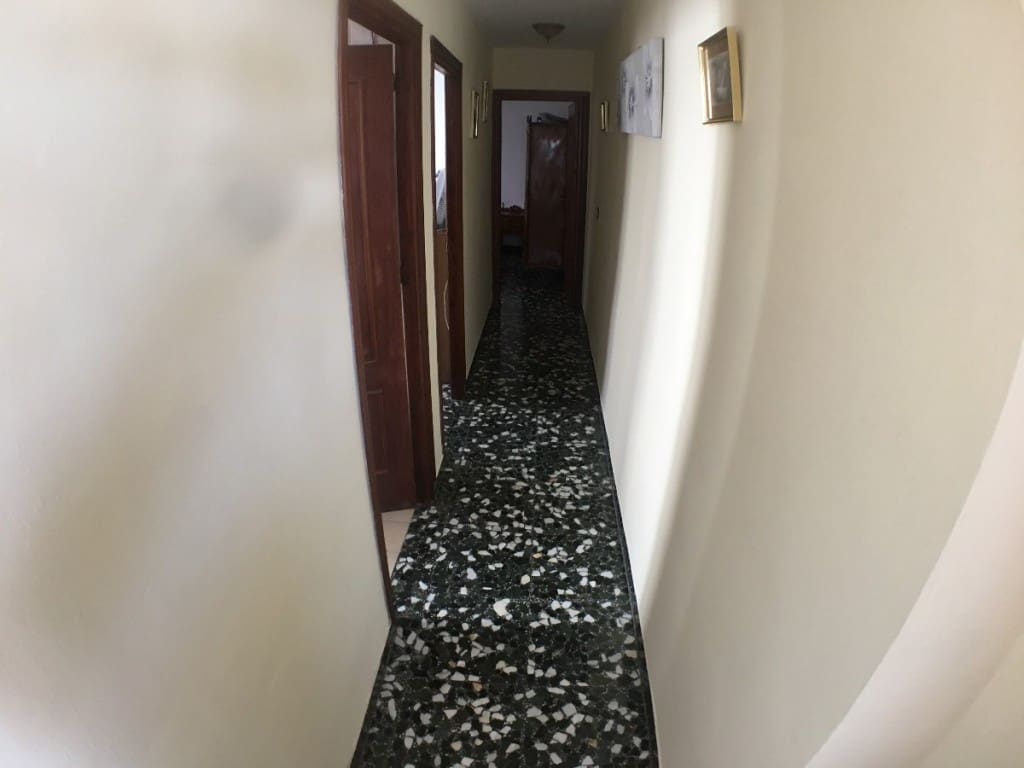 7 soveværelse Byhus til salg i Canillas de Albaida - € 145.000 (Ref: 3505621)