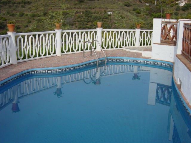 4 soverom Finca/Herregård til salgs i Torrox med svømmebasseng garasje - € 378 000 (Ref: 3600799)