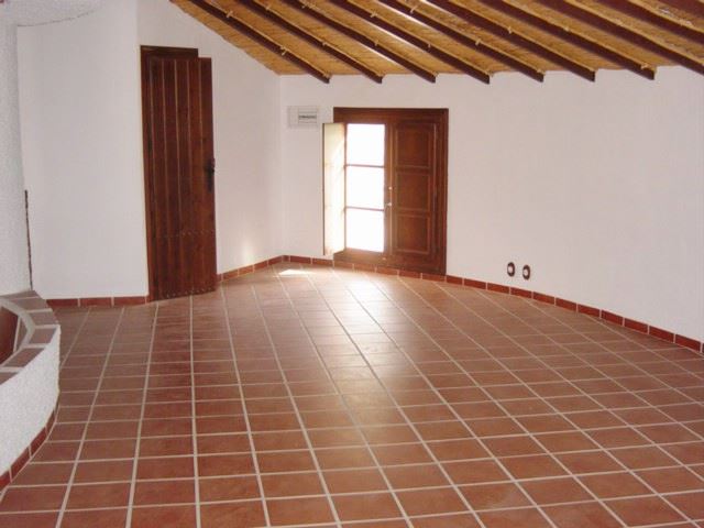 4 soverom Finca/Herregård til salgs i Torrox med svømmebasseng garasje - € 378 000 (Ref: 3600799)