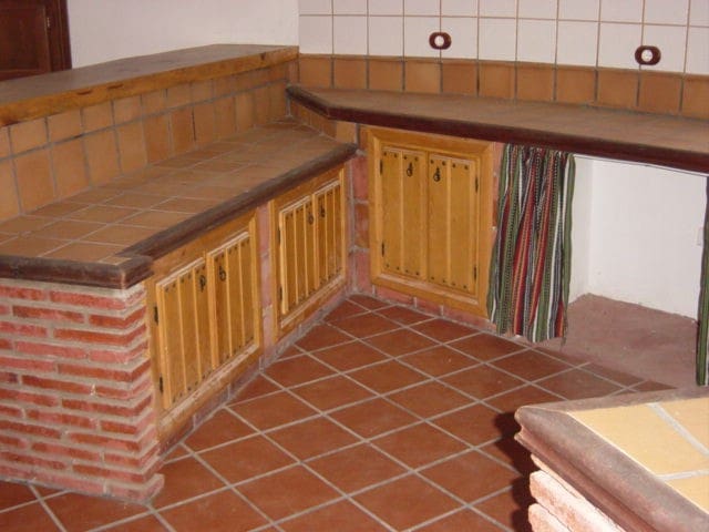 4 chambre Finca/Maison de Campagne à vendre à Torrox avec piscine garage - 378 000 € (Ref: 3600799)