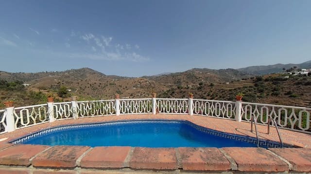4 Zimmer Finca/Landgut zu verkaufen in Torrox mit Pool Garage - 378.000 € (Ref: 3600799)