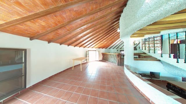 4 Zimmer Finca/Landgut zu verkaufen in Torrox mit Pool Garage - 378.000 € (Ref: 3600799)