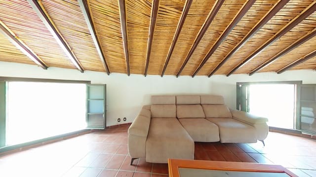 4 Zimmer Finca/Landgut zu verkaufen in Torrox mit Pool Garage - 378.000 € (Ref: 3600799)