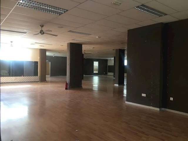 3 slaapkamer Commercieel te koop in Caleta de Vélez, Vélez-Málaga - € 577.500 (Ref: 3600912)