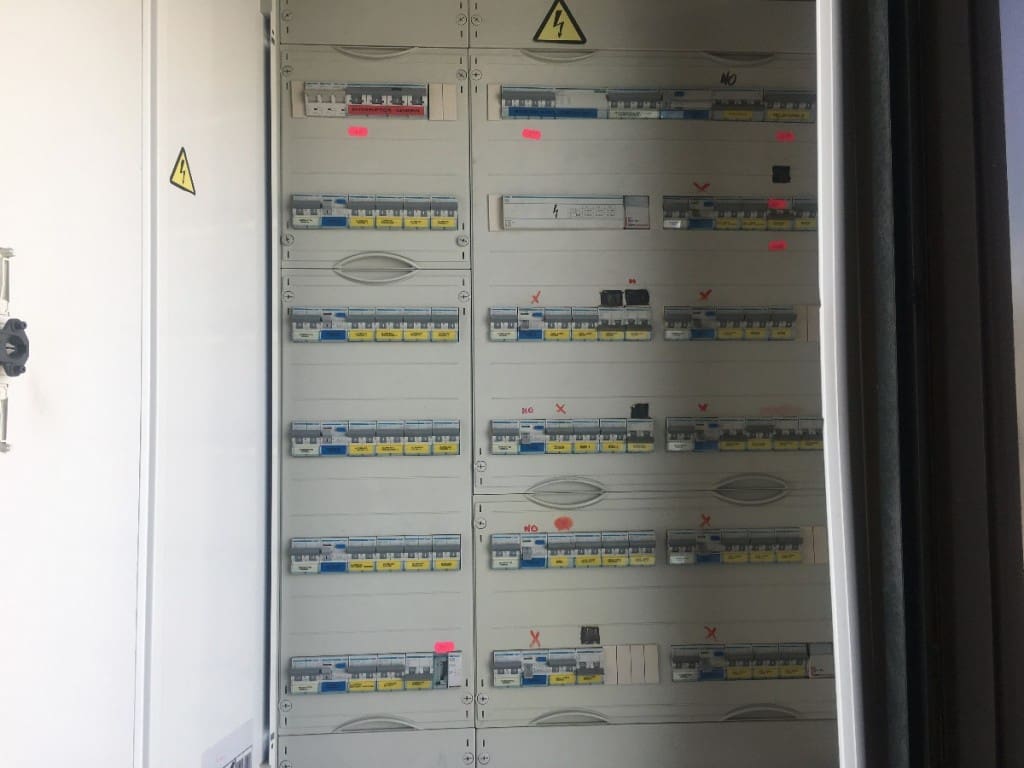 3 slaapkamer Commercieel te koop in Caleta de Velez - € 577.500 (Ref: 3600912)