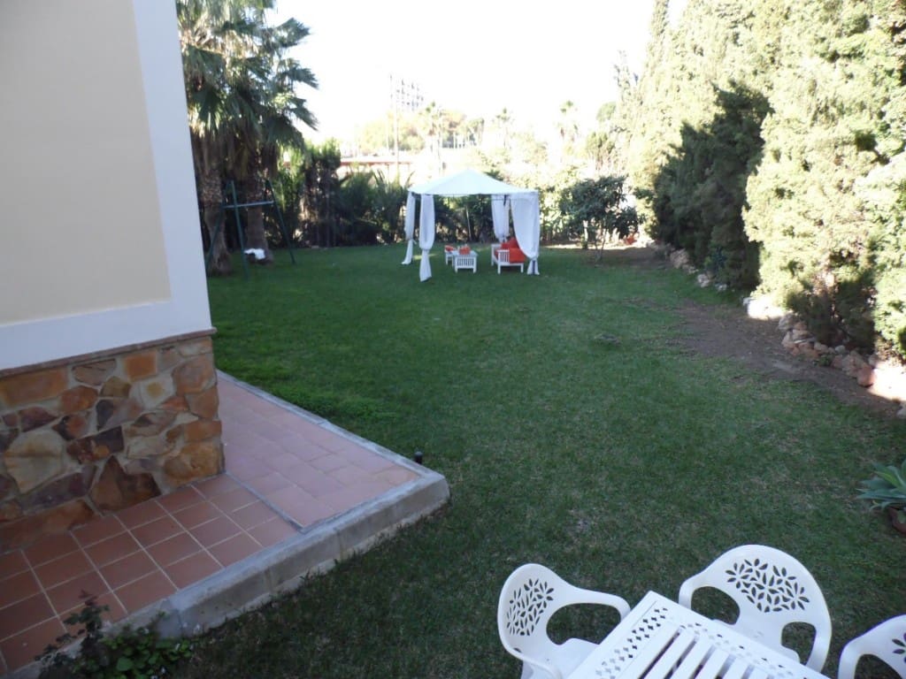 4 quarto Moradia para venda em Nerja com piscina - 3 000 000 € (Ref: 3600951)