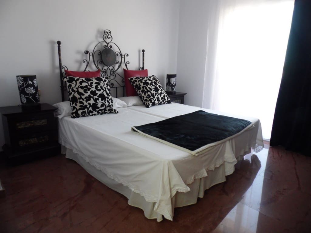 4 quarto Moradia para venda em Nerja com piscina - 3 000 000 € (Ref: 3600951)