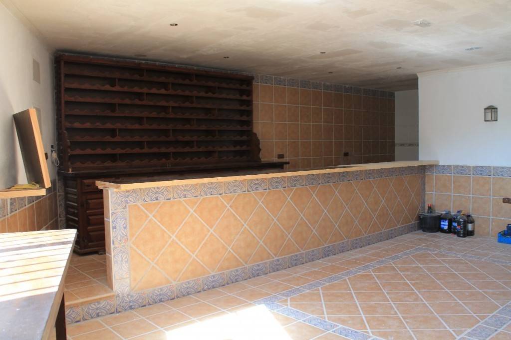 Restaurant/Bar for sale in Totalan - € 140,000 (Ref: 3662130)