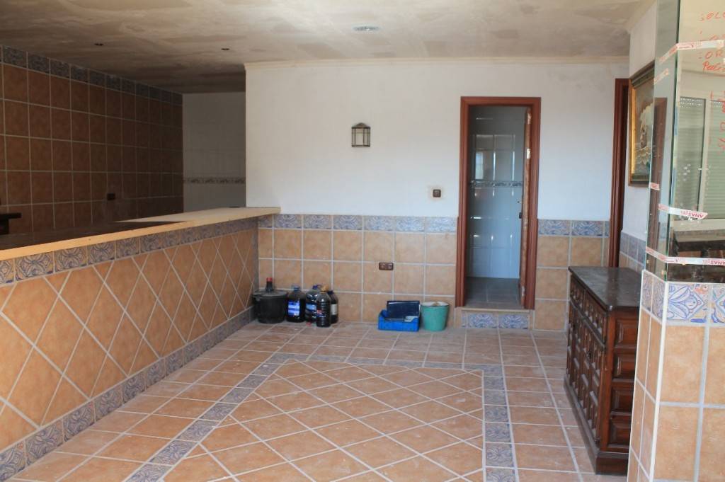 Restaurant/Bar for sale in Totalan - € 140,000 (Ref: 3662130)
