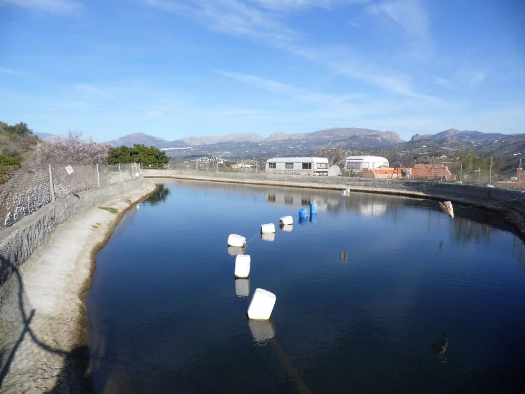 3 soveværelse Finca/Landehus til salg i Vinuela med garage - € 599.000 (Ref: 3771571)