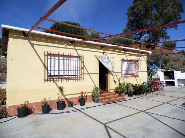 2 soverom Finca/Herregård til salgs i Rincón de la Victoria - € 472 000 (Ref: 3971668)