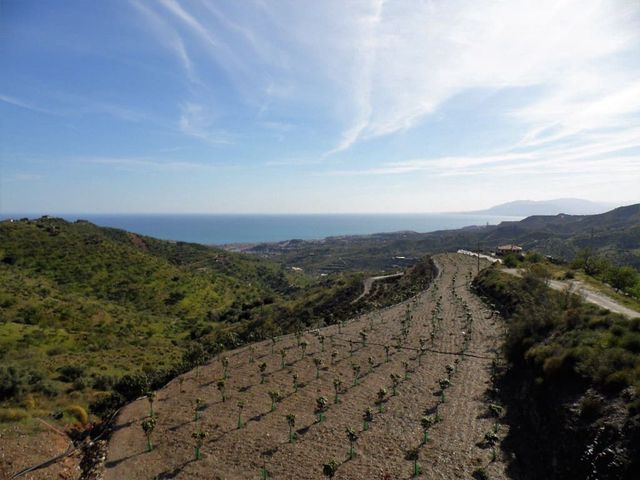 2 soverom Finca/Herregård til salgs i Rincón de la Victoria - € 472 000 (Ref: 3971668)
