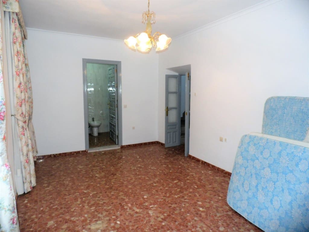 4 soveværelse Byhus til salg i Competa - € 189.000 (Ref: 3971672)