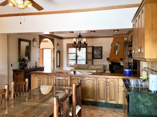 4 soverom Finca/Herregård til salgs i Sedella med svømmebasseng - € 470 000 (Ref: 4166756)