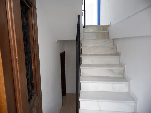 9 bedroom Townhouse for sale in Algarrobo - € 472,500 (Ref: 4194934)