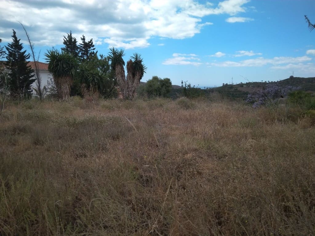 Bouwgrond te koop in Almayate - € 300.000 (Ref: 4433317)