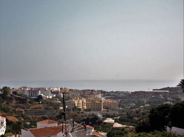 2 quarto Casa em Banda para venda em Torrox Pueblo, Torrox - 190 000 € (Ref: 4745339)