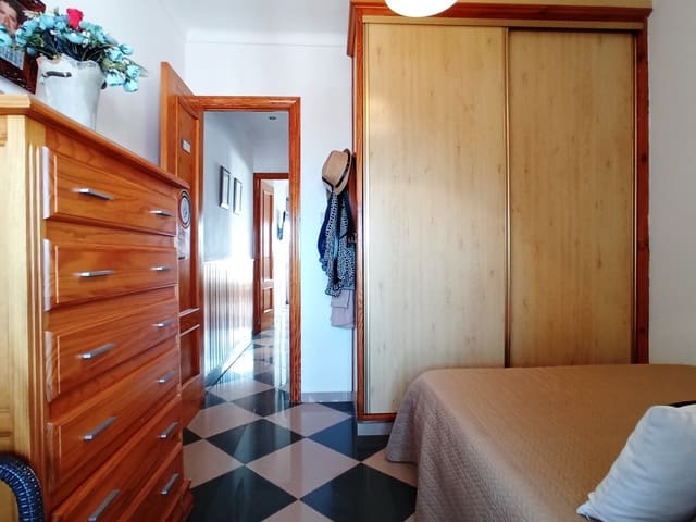 2 quarto Casa em Banda para venda em Torrox Pueblo, Torrox - 190 000 € (Ref: 4745339)
