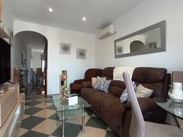 2 quarto Casa em Banda para venda em Torrox Pueblo, Torrox - 190 000 € (Ref: 4745339)
